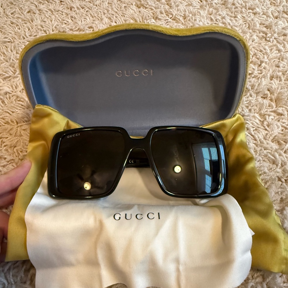 Gucci Black Square Sunglasses